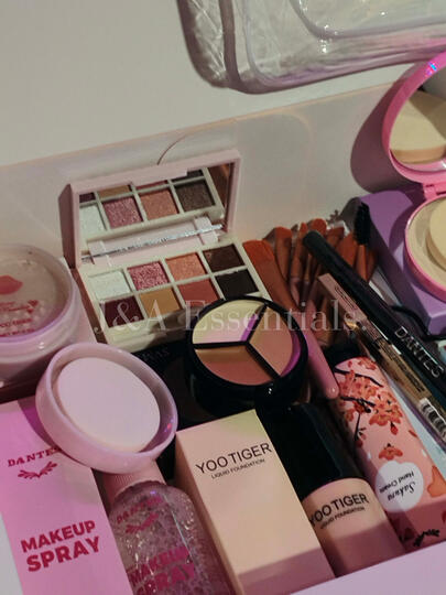 25pcs Classic Makeup Set