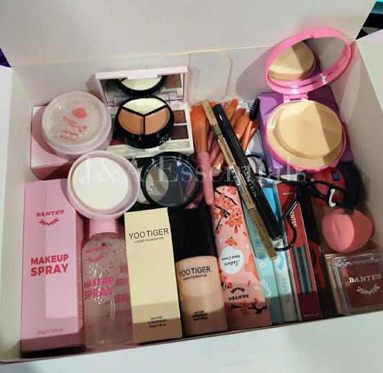 25pcs Classic Makeup Set